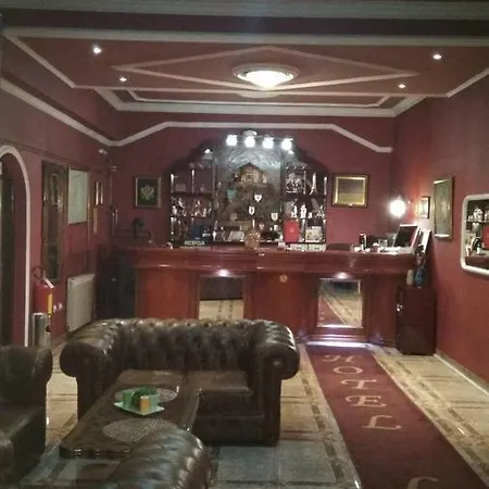 Lovcen מלון פודגוריצה